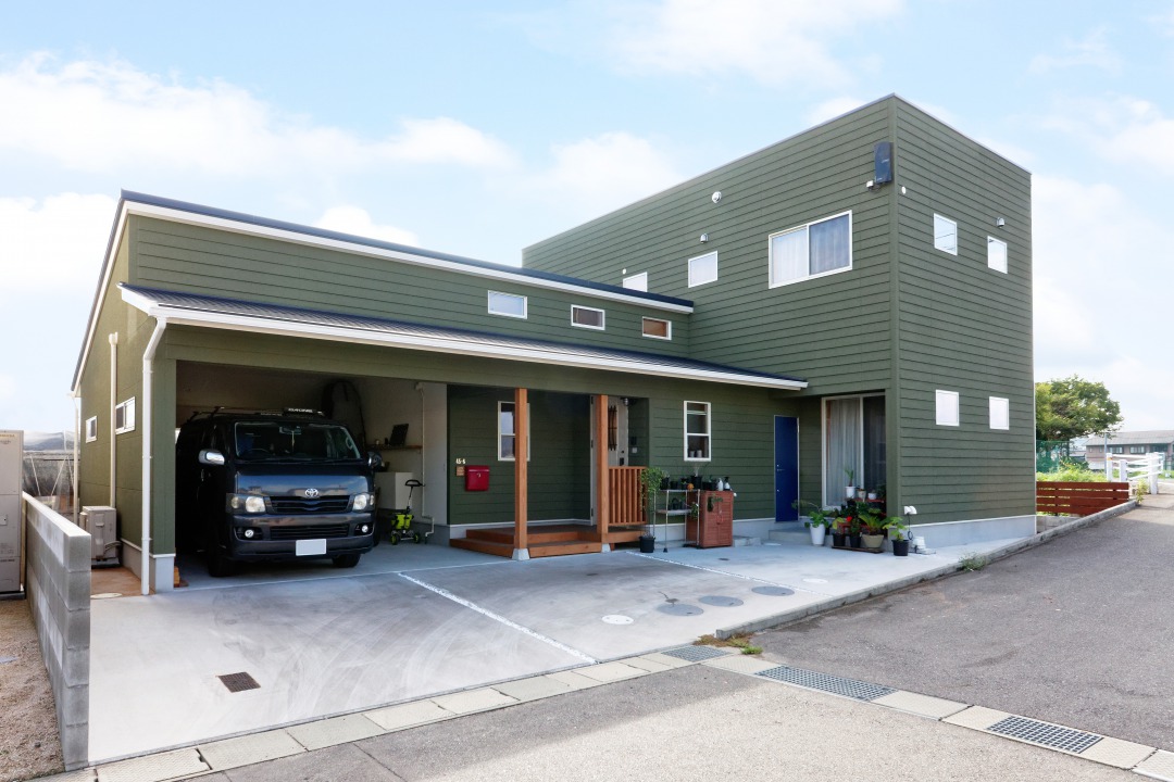 カリフォルニアスタイルの家 施工事例 岡山の木造住宅会社 注文住宅 木の家 木造ホーム小川建美